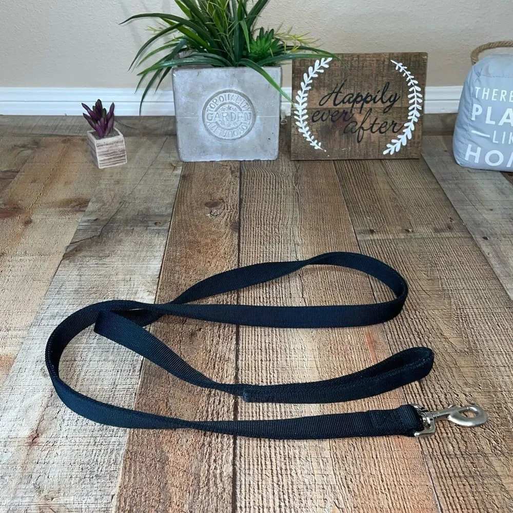 💜 Heavy duty black dog leash